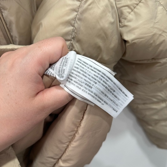 Abercrombie & Fitch Lightweight Packable Puffer Jacket Removable Hood Zip Small - Picture 8 of 10